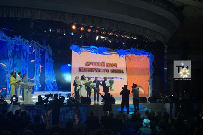 В Казани назвали победителя конкурса «Врач года – Ак чэчэклэр 2018» в номинации «Врач первичного звена»