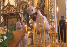 Нижнекамских верующих с Преображением поздравил епископ Чистопольский и Нижнекамский Игнатий