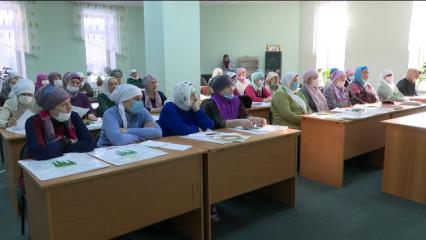 В Нижнекамске начались экспресс-курсы по обучению намазу