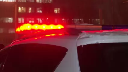 В Казани автоледи сбила пешехода и врезалась в стоящий автомобиль