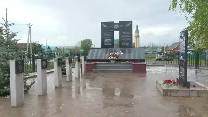 В селе Нижнекамского района появилась Аллея Героев и монумент Победы