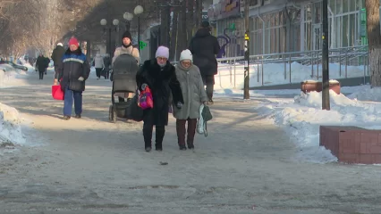 В Татарстане сохранится небольшой снег и гололедица