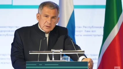 Раис Татарстана вошел в тройку влиятельных губернаторов
