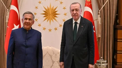 Раис Татарстана поздравил Эрдогана со 100-летием Турции