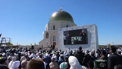 Делегация из Нижнекамска побывала на праздновании годовщины принятия ислама Волжской Булгарией