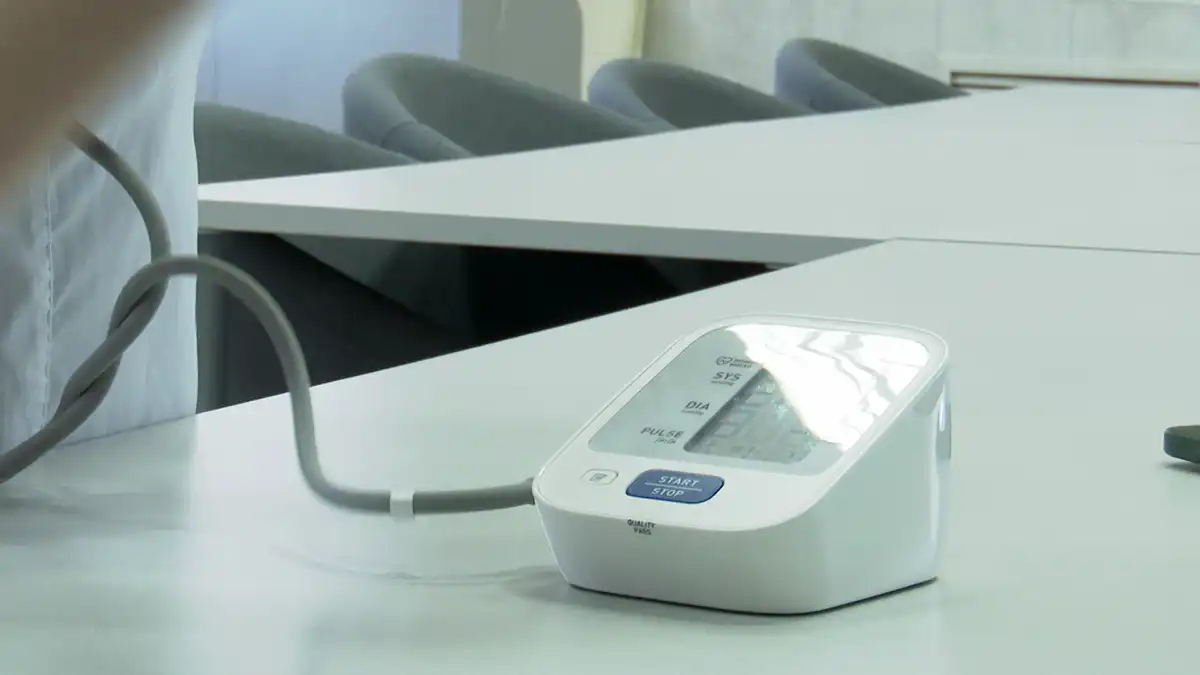 Электронный тонометр