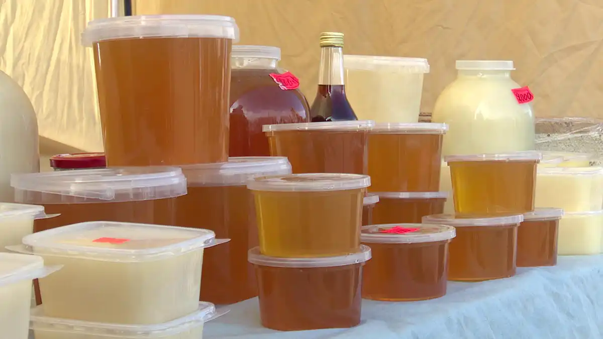 Мед на сельхозярмарке в Нижнекамске