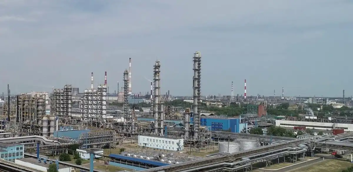 Нижнекамскнефтехим