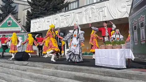 Дуслык, милли ризыклар, халык уеннары: түбәнкамалылар Нәүрүз бәйрәмен зурлап үткәрделәр