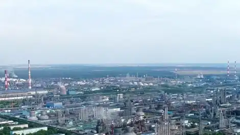 «Нефтехим» территориясендә янгын чыккан, предприятиедән рәсми мәгълүмат