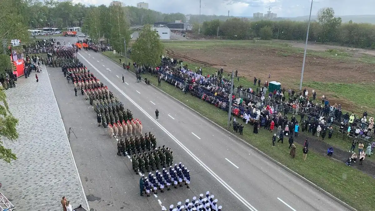 Репетиция парада Победы в Нижнекамске