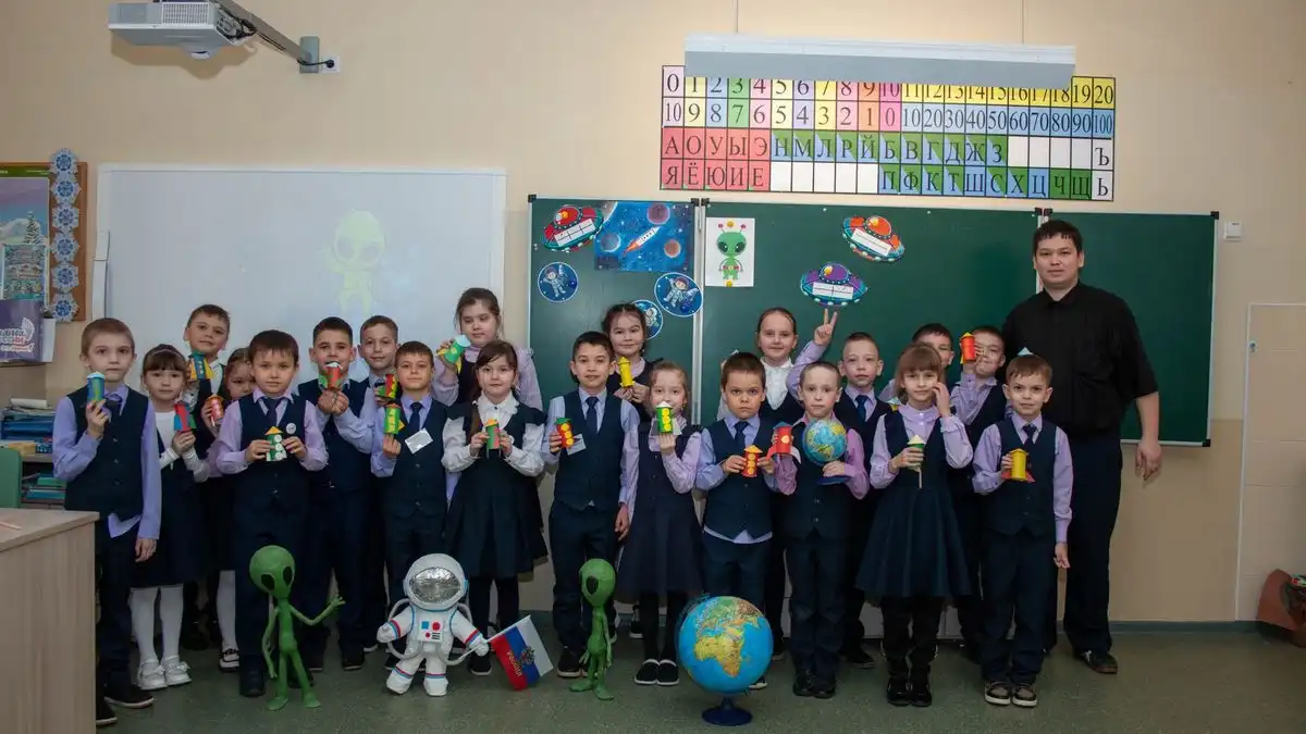 Фото: VK социаль челтәрендәге мәктәпләрнең рәсми пабликлары