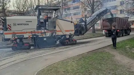 Түбән Кама һәм Кама Аланы бистәсендә «Безнең ишегалды» программасы буенча эшләр башланды - телеканал НТР 24