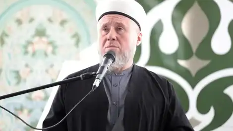 Түбән Кама мөхтәсибәте «Түбән Кама Нефтехим»да һәлак булганнарның якыннарының  тирән кайгысын уртаклаша