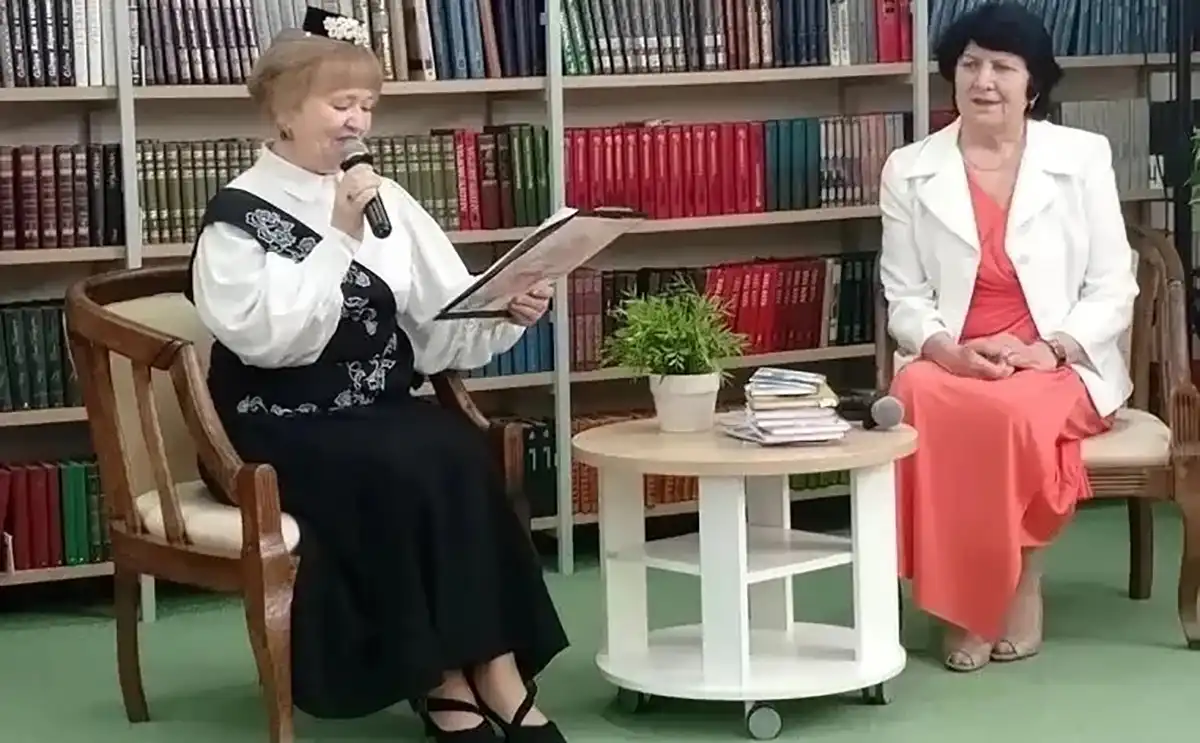 Хезмәт белән иҗатны бергә бәйләп