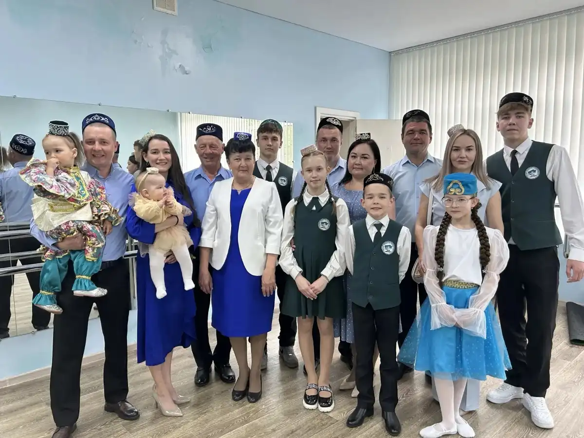 участники конкурса готовятся к выступлению