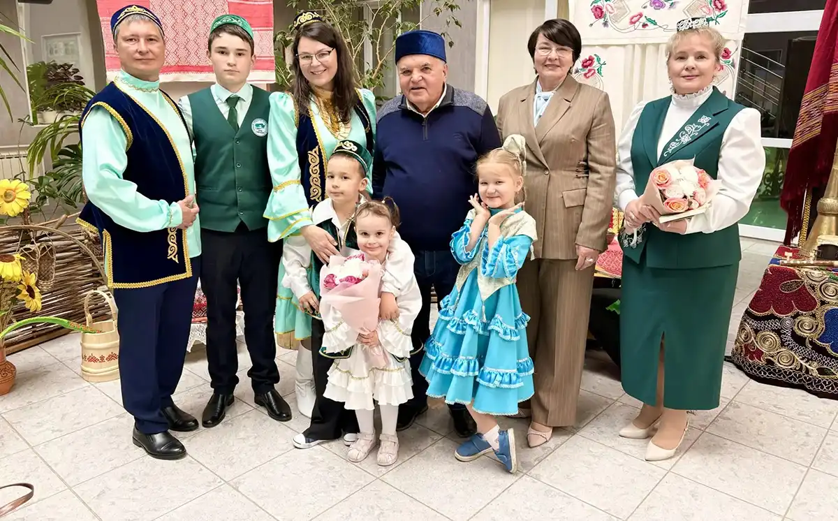 Гаилә кыйммәтләрен саклау юлында