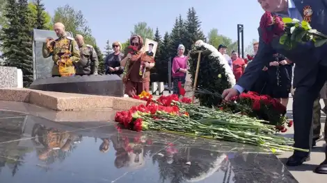 Түбән Кама районында каһарманнар истәлегенә багышланган митинг узды