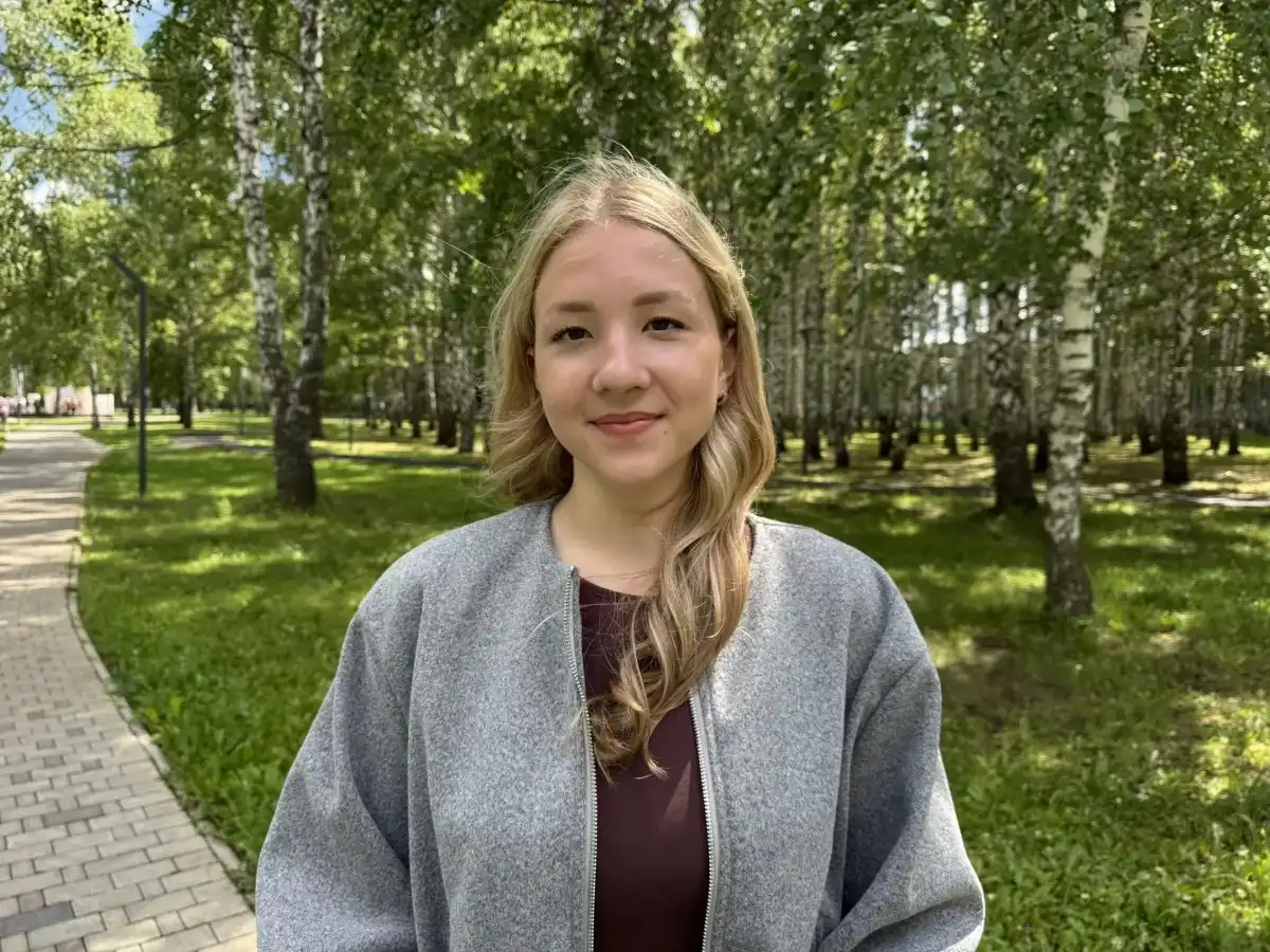 Выпускница лицея №35 Нижнекамска Алия Срурова