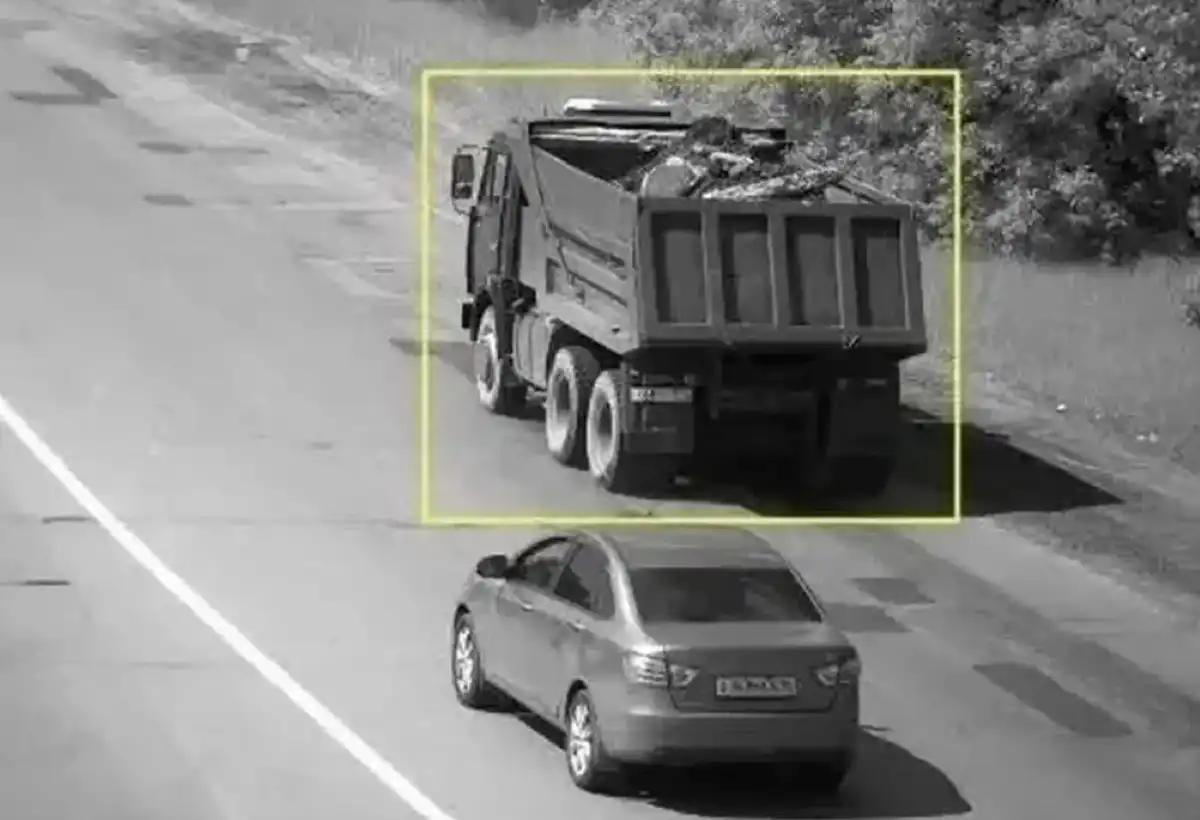 Фотовидеофиксации нарушения при перевозке сыпучих и строительных материалов.