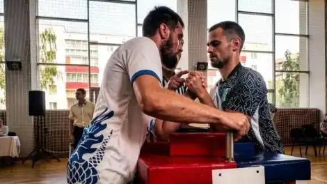 II Татарстан рәисе Кубогы: махсус хәрби операциядә катнашучылар кул көрәше һәм шахматта көч сынашты