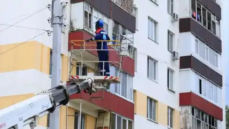 Түбән Камада пилотсыз очкыч һөҗүменнән соң зыян күргән йортны торгызу мәсьәләсе каралды - телеканал НТР 24
