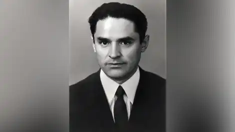 Гомерен мәгарифкә багышлаган шәхес