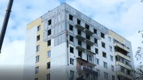 Түбән Камада БПЛА һөҗүменнән зыян күргән йортны торгызу эшләре 30 августка кадәр тәмамланачак - телеканал НТР 24