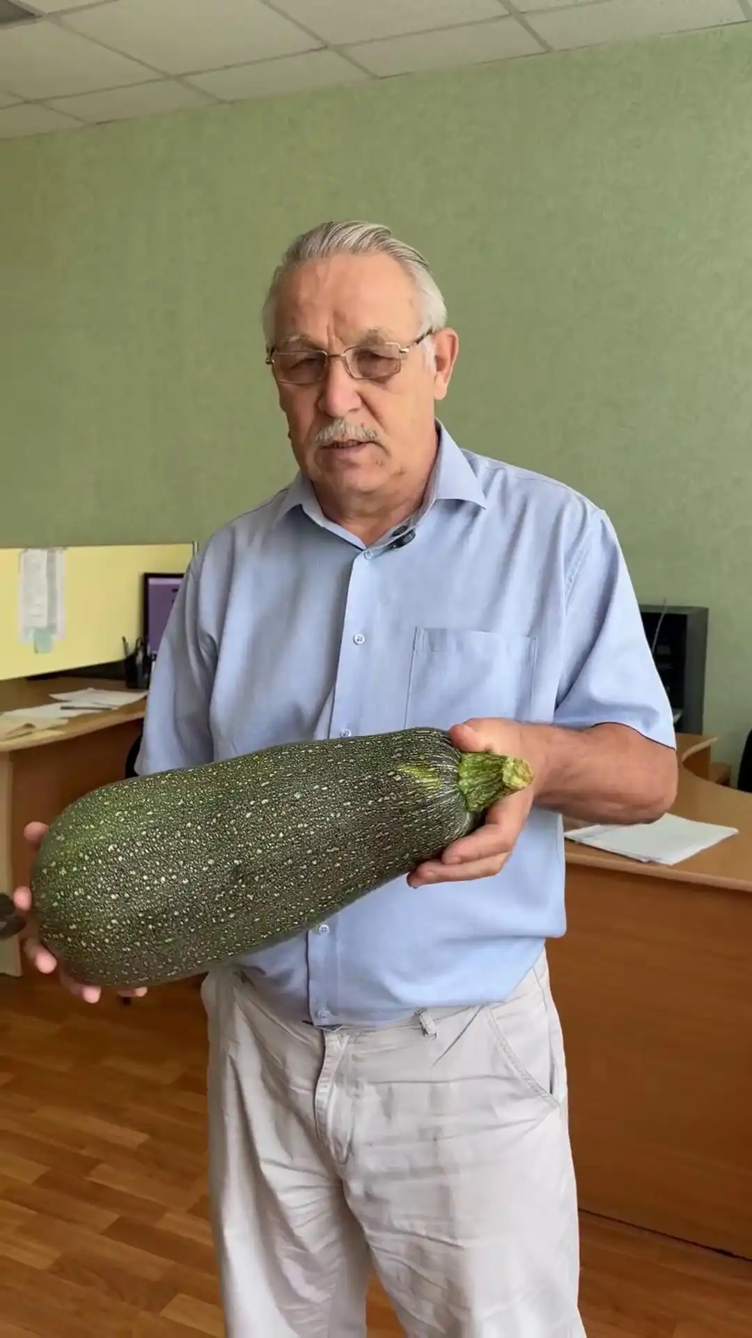 Фарит абый с кабачком