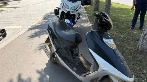Түбән Камада мопед белән таныклыксыз идарә итүче җаваплылыкка тартылган - телеканал НТР 24