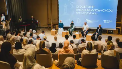 Татарстан мөфтие: «Телефонны көн саен берничә сәгатькә сүндереп тору мөһим» - телеканал НТР 24