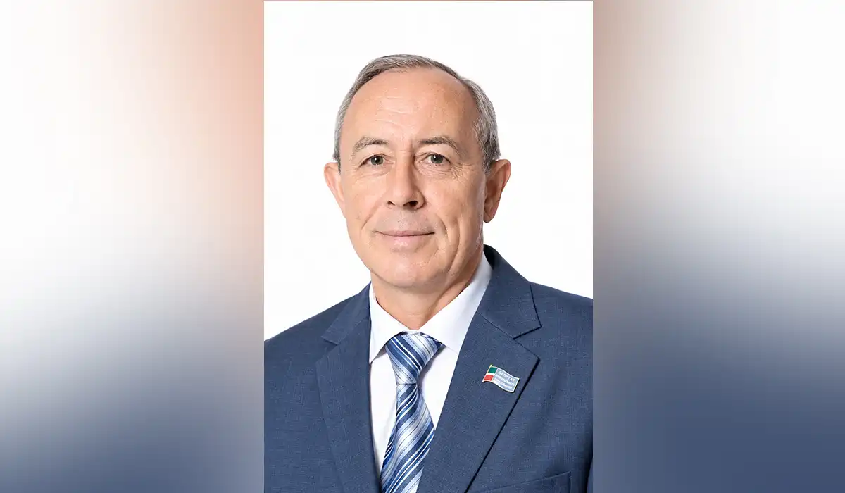 Рөстәм Ганиев