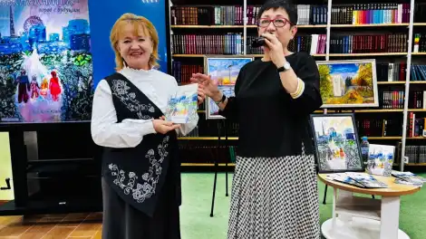 Шагыйрә Әлфия Юдина Түбән Камага мәхәббәтен шигырьләргә салган