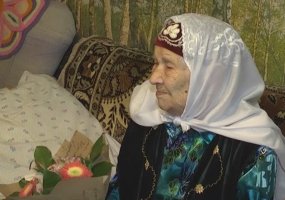 Жительницу Нижнекамска поздравили с 95-летием