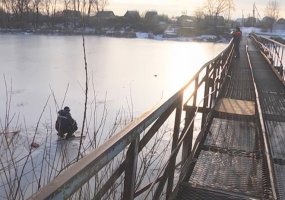 Нижнекамские рыбаки потянулись на едва замерзшие озера