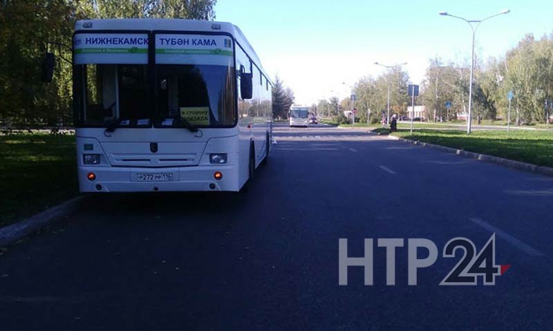 Городской автобус нижнекамск. Поворот на Нижнекамск автобус.