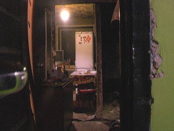 В Нижнекамске на полу горящей квартиры пожарные нашли женщину