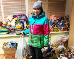 Гульнара Багаутдинова приняла участие в благотворительной акции НТР "Стань Дедом Морозом!"