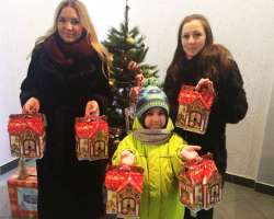 Фирма ООО СК «Барс» - принесли много сладких подарков для акции «Стань Дедом Морозом!».