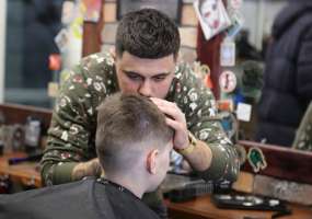 Нижнекамские полицейские сводили детей в модный салон красоты - НТР 24