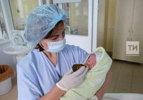 В Татарстане за новогодние праздники родились 833 ребенка - НТР 24