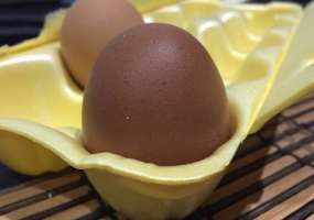 В российских магазинах яйца стали продавать девятками