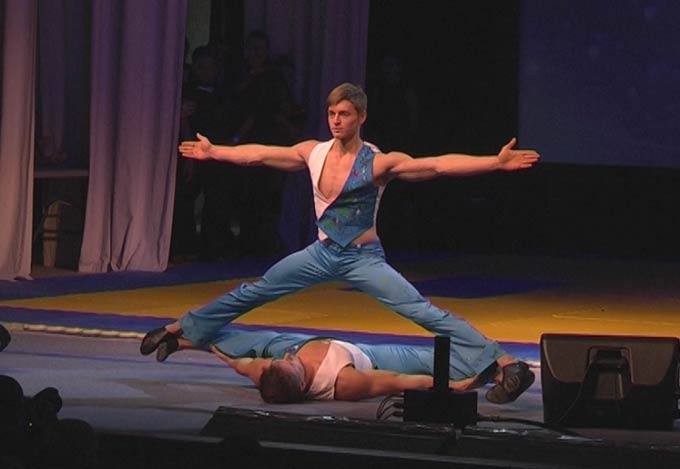 В фестивале боевых искусств в Нижнекамске приняли участие артисты «Цирка дю Солей» и мировые чемпионы