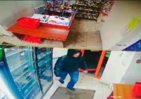 В Нижнекамске ищут мужчину, который совершил грабеж в магазине на пр.Мира - НТР 24