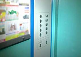 Жители Нижнекамска боятся застрять в лифте - НТР 24