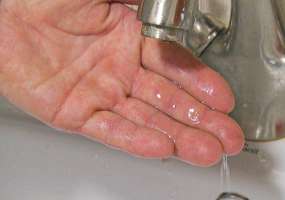 Время тазиков проходит: сроки отключения горячей воды сократят до трех дней - НТР 24