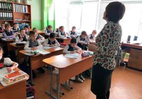 Родители и власти пытаются решить, как разгрузить нижнекамскую школу №33 - НТР 24