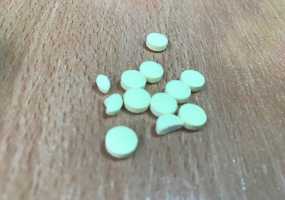 Мать 4 года пичкала свою дочь таблетками от несуществующей эпилепсии - НТР 24