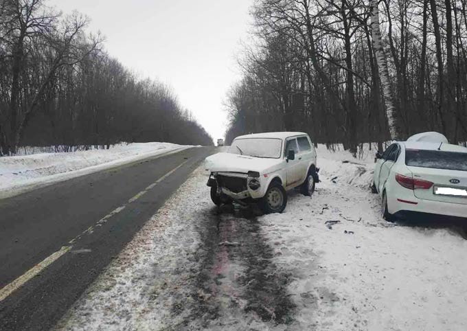 В ДТП на трассе Чистополь – Нижнекамск в ДТП пострадали 4 человека