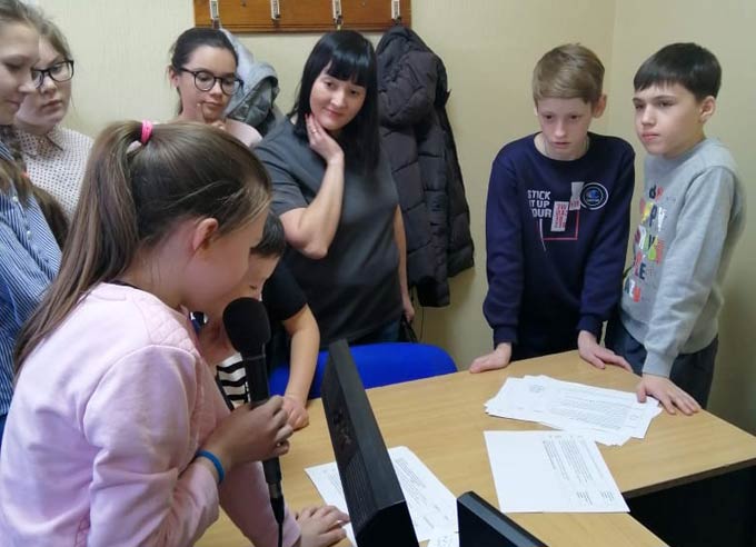 О работе медиахолдинга НТР журналисты рассказали ученикам школы №11